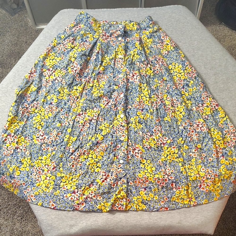 Floral Women's Skirt - Multicolor VINTAGE SUSAN BRISTOL CASUALS PICKET FENCES